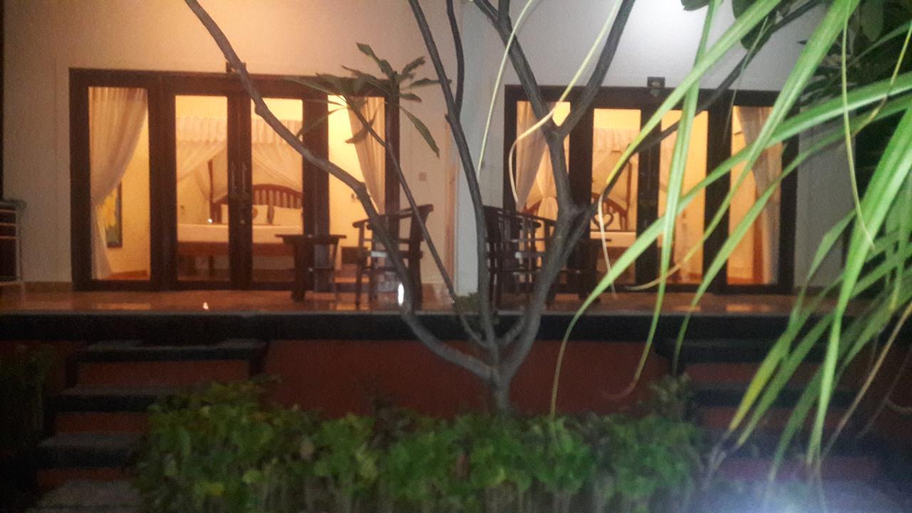 Warung Pantai Bungalows Amed Exteriör bild