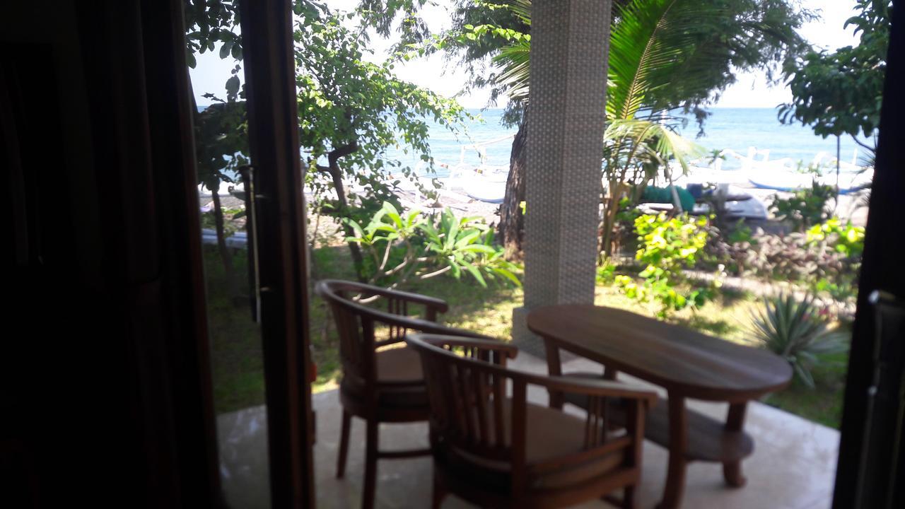 Warung Pantai Bungalows Amed Exteriör bild
