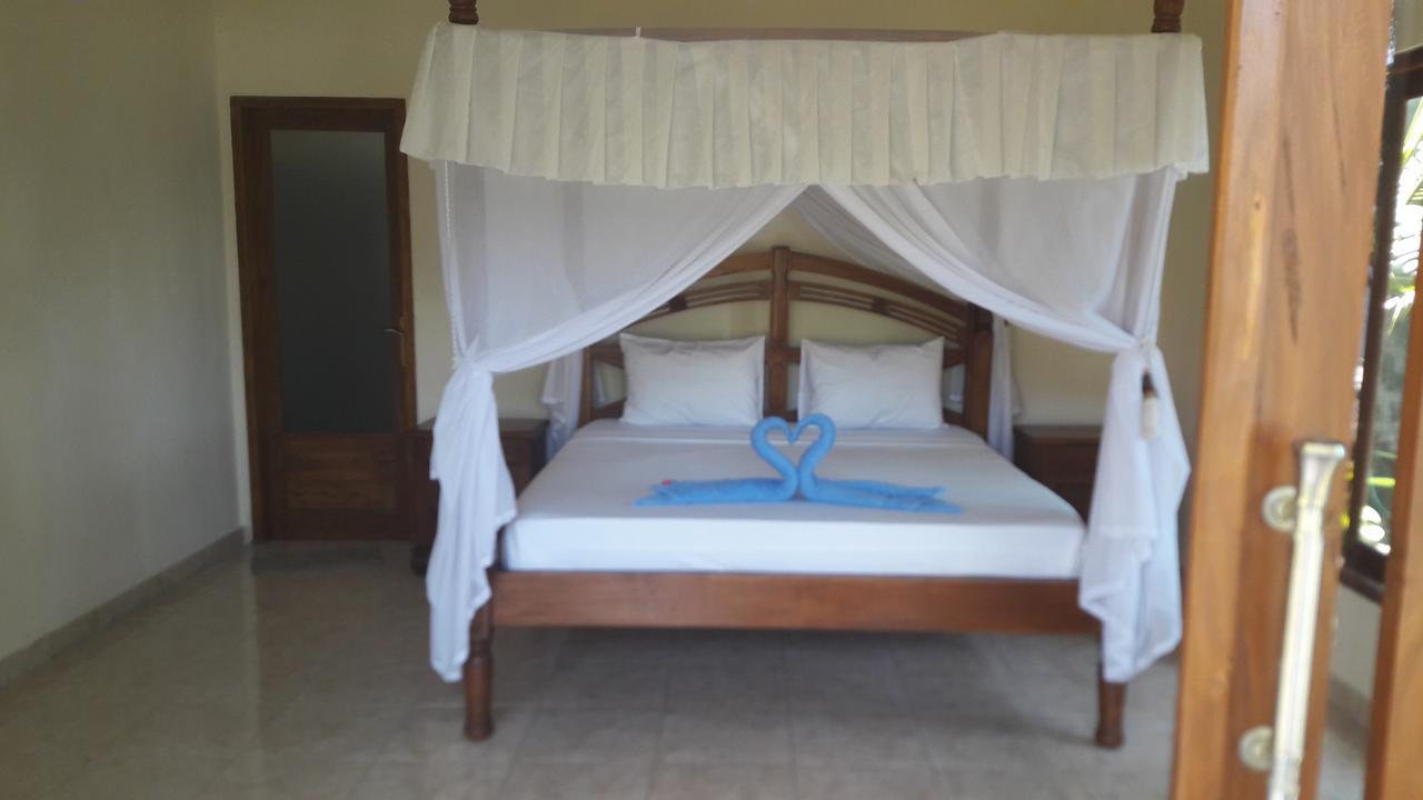 Warung Pantai Bungalows Amed Exteriör bild